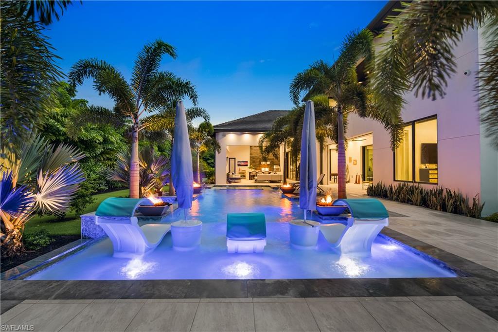 882 Cassena Road Naples, FL 34108 - Photo 4 of 46
