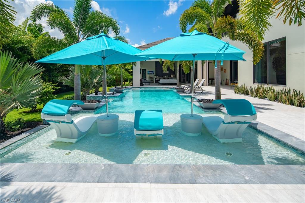 882 Cassena Road Naples, FL 34108 - Photo 5 of 46