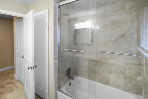 $2,950 | 5738 Willowbend Boulevard, Houston, TX 77096