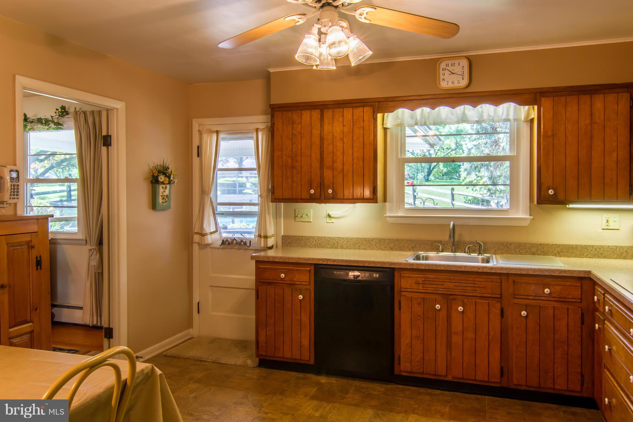 4609 Carroll Manor Road Baldwin, MD 21013 - Photo 12 of 29 Kitchen - view 2
