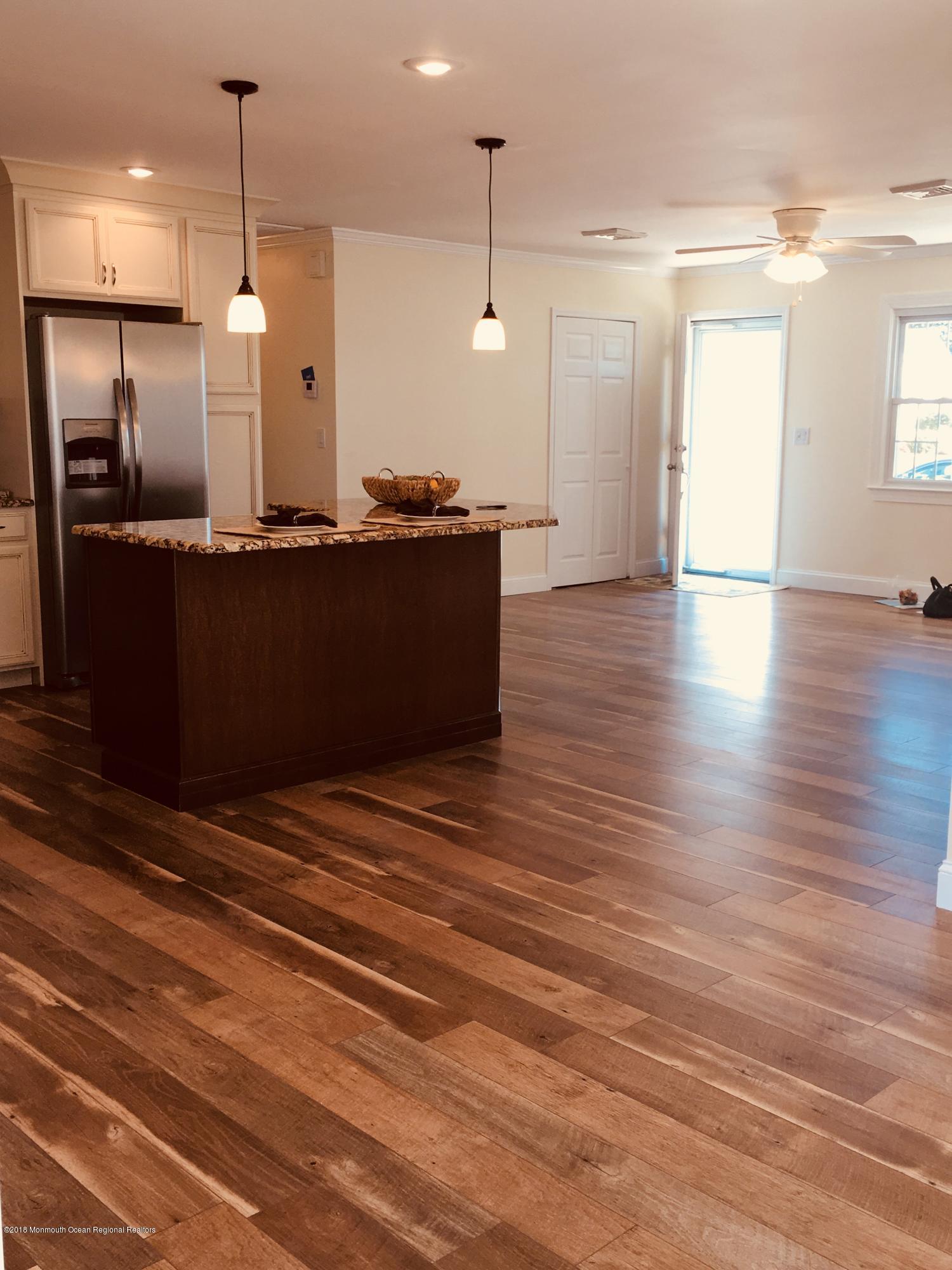 16 Carlisle Road Toms River, NJ 08757 - Photo 5 of 18 IMG-3925-16