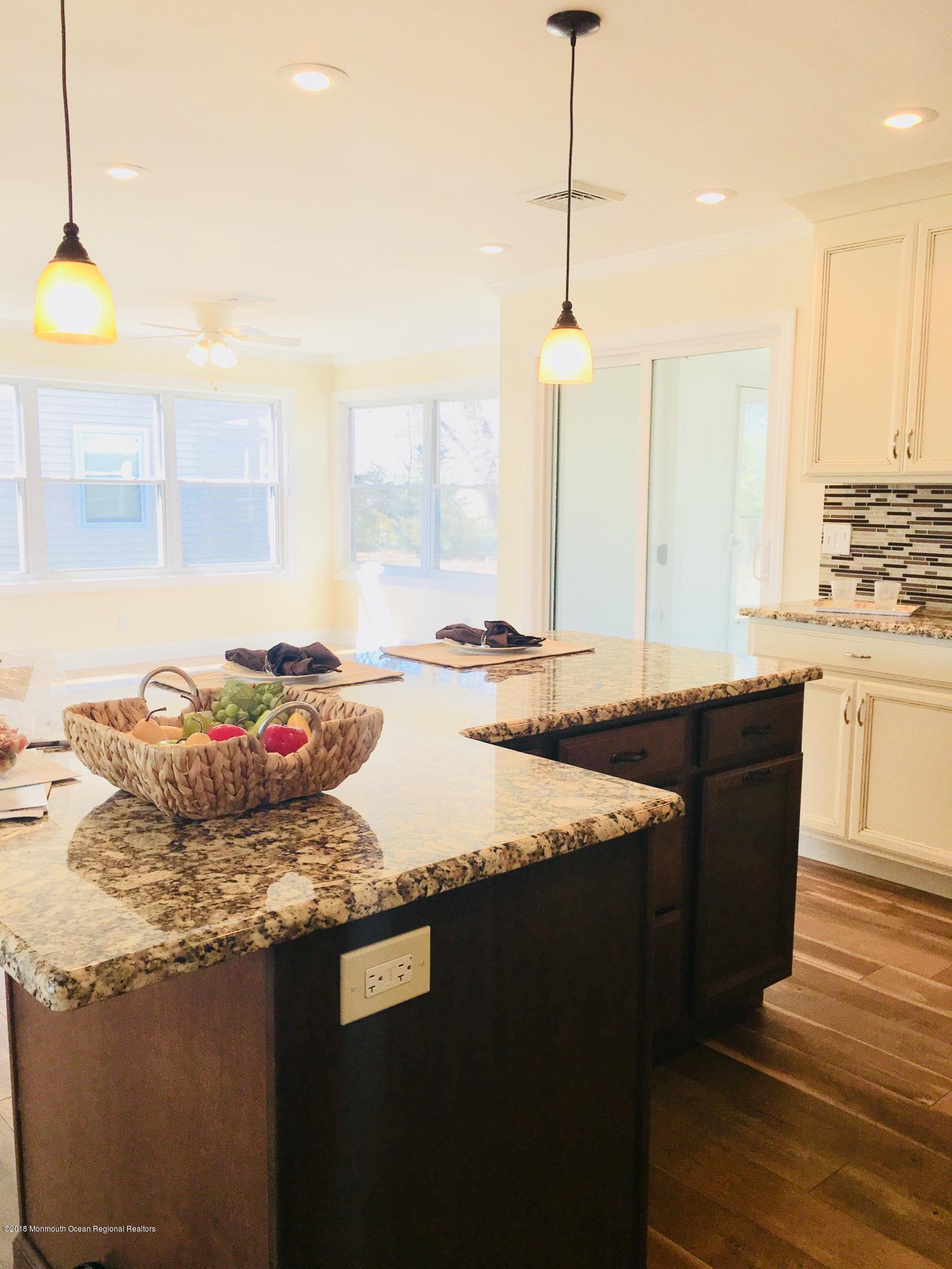 16 Carlisle Road Toms River, NJ 08757 - Photo 7 of 18 IMG-3937-16