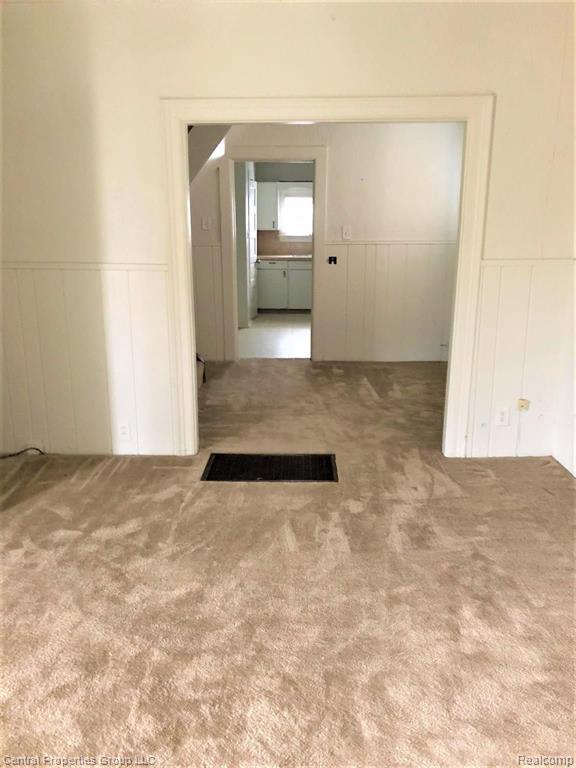 403 West Clinton Street Howell, MI 48843 - Photo 3 of 11