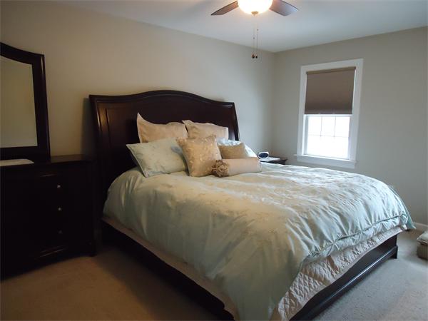 33 Howard Street West Springfield, MA 01089 - Photo 10 of 15 Gallery Image 10