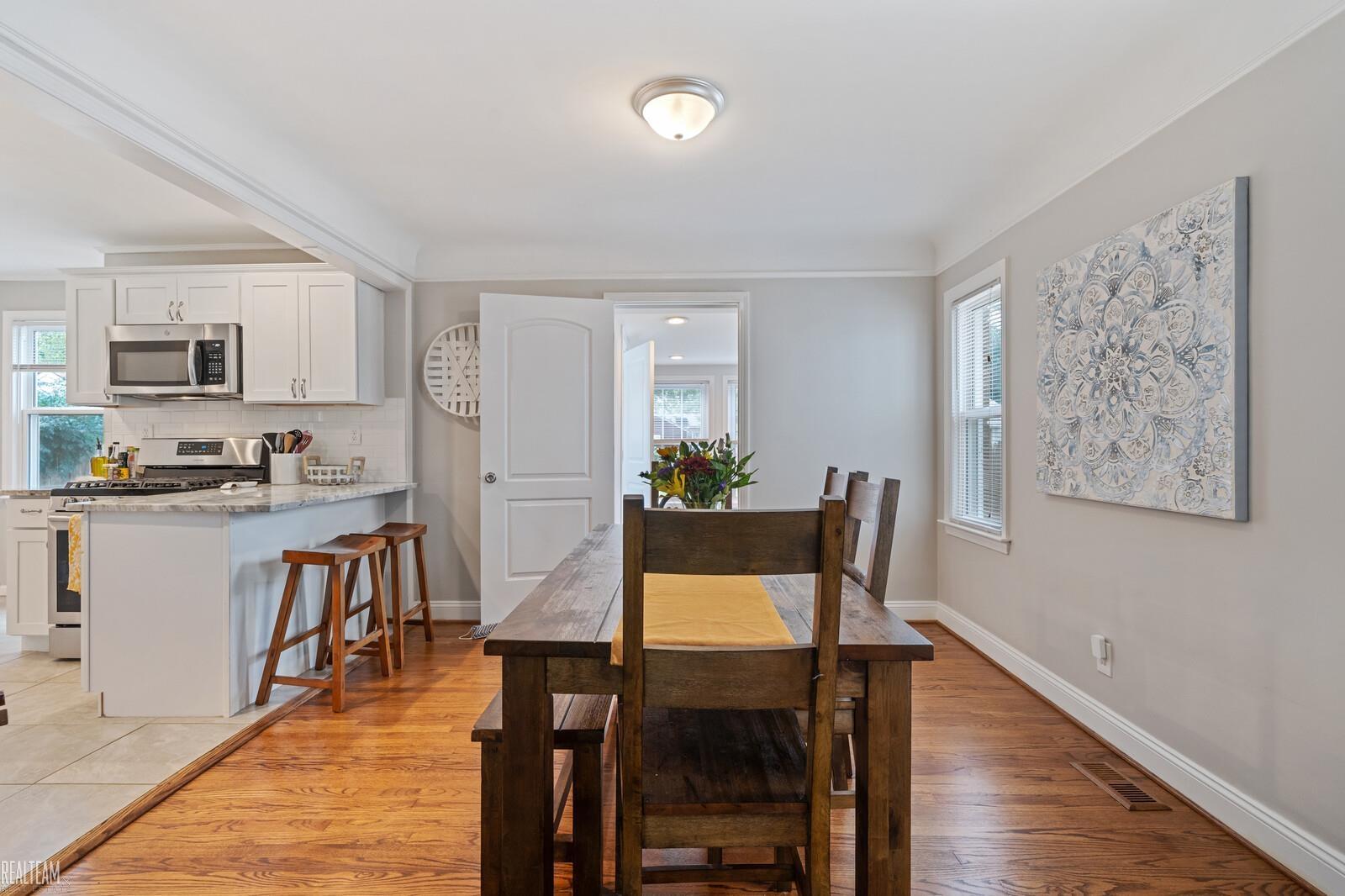 3941 Harvard Road Detroit, MI 48224 - Photo 8 of 31 50090171-7.JPG