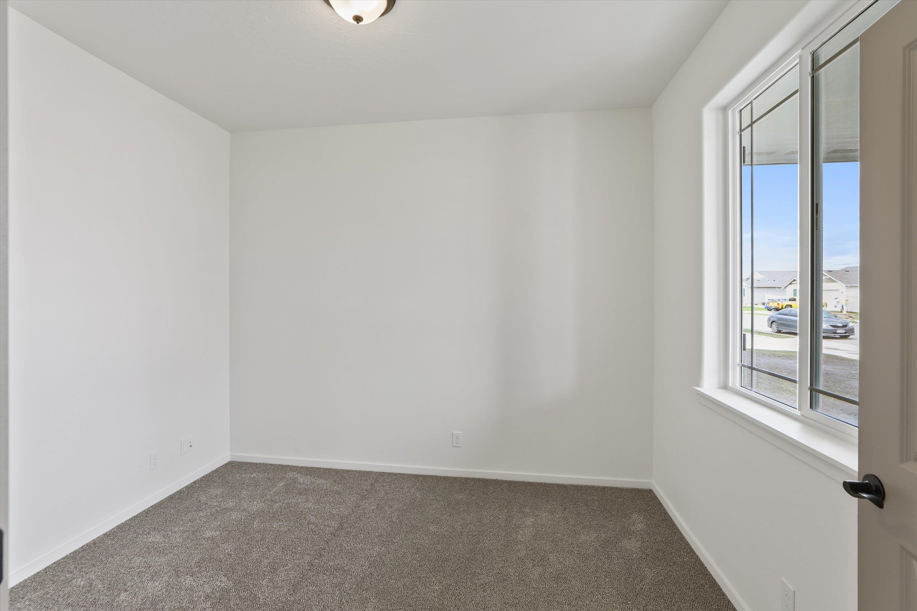 18810 East Riverside Avenue Spokane Valley, WA 99016 - Photo 12 of 20 Gallery Image 12