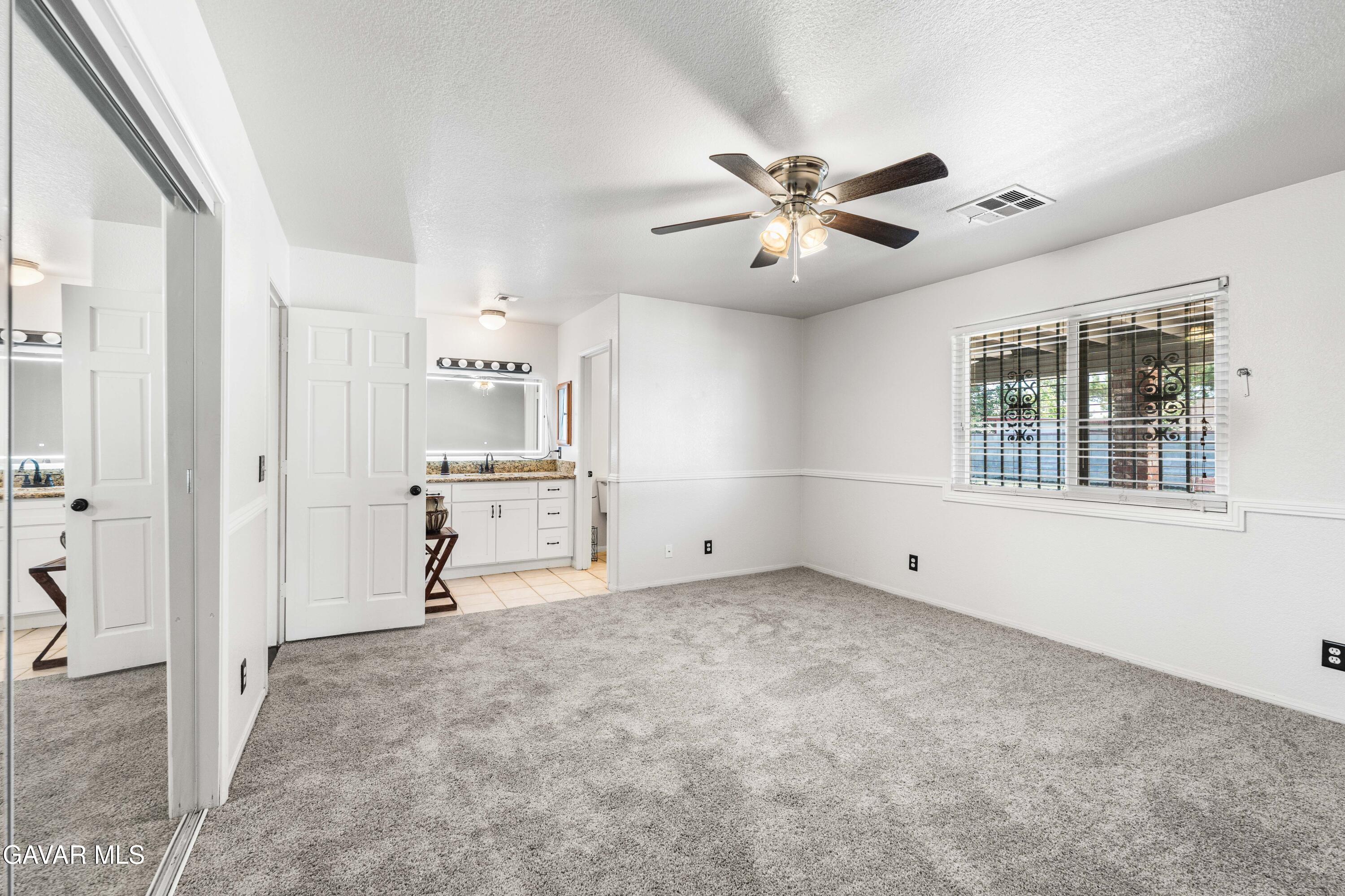 5241 East Ave R 12 Palmdale, CA 93552 - Photo 32 of 48 E Ave R12-30