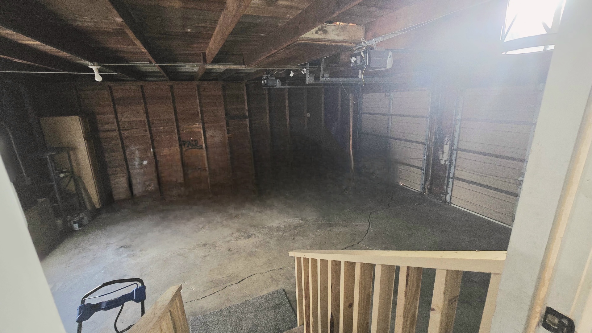 595 West Bridge Street Kankakee, IL 60901 - Photo 23 of 27 a bathroom with a shower