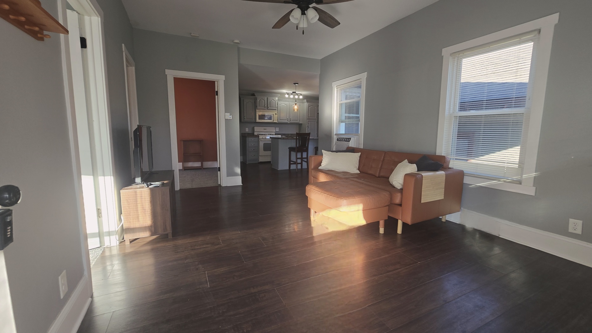 595 West Bridge Street Kankakee, IL 60901 - Photo 4 of 27 a living room with furniture window and wooden floor