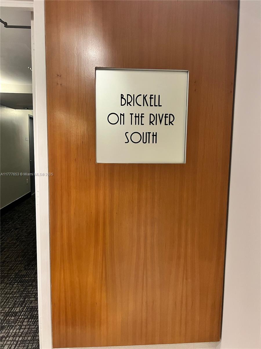 41 Southeast 5th Street, Unit 2206 Miami, FL 33131 - Photo 23 of 57