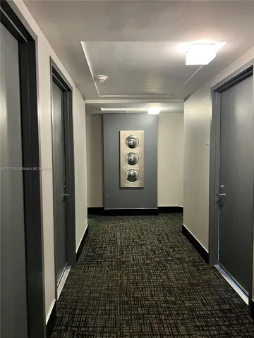 $3,300 | 41 Southeast 5th Street, Unit 2206, Miami, FL 33131