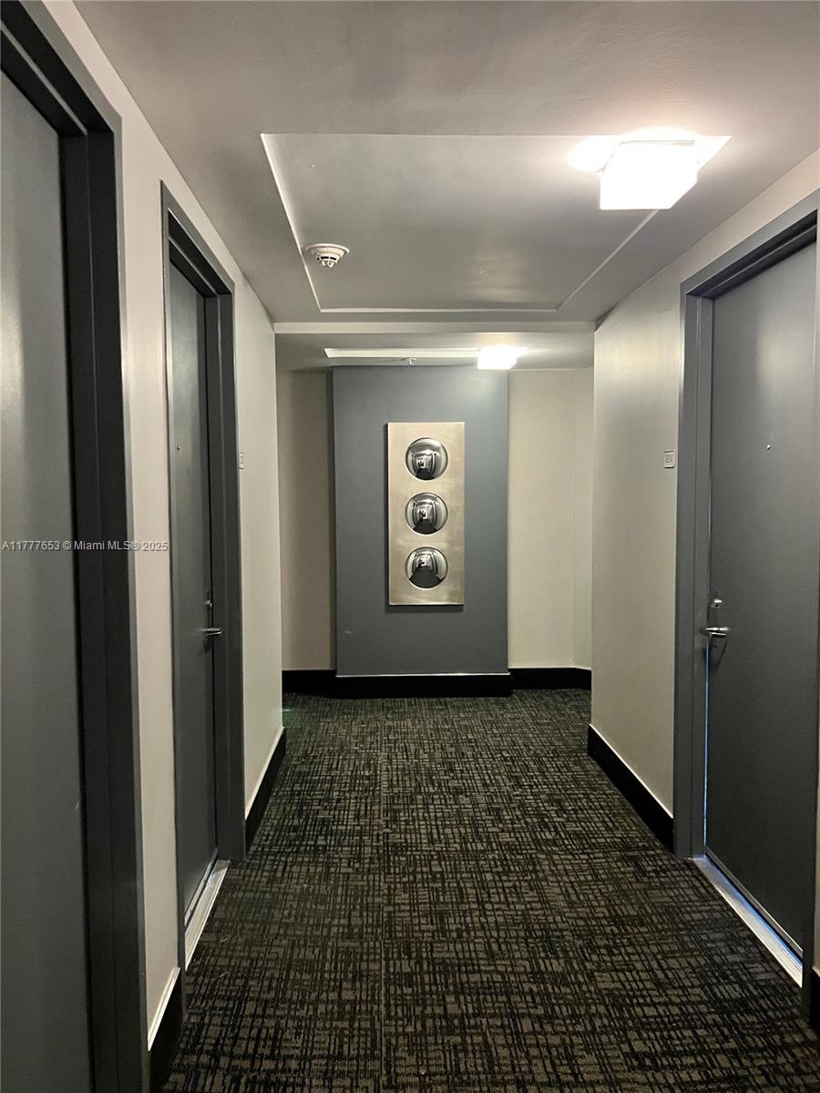 41 Southeast 5th Street, Unit 2206 Miami, FL 33131 - Photo 24 of 57