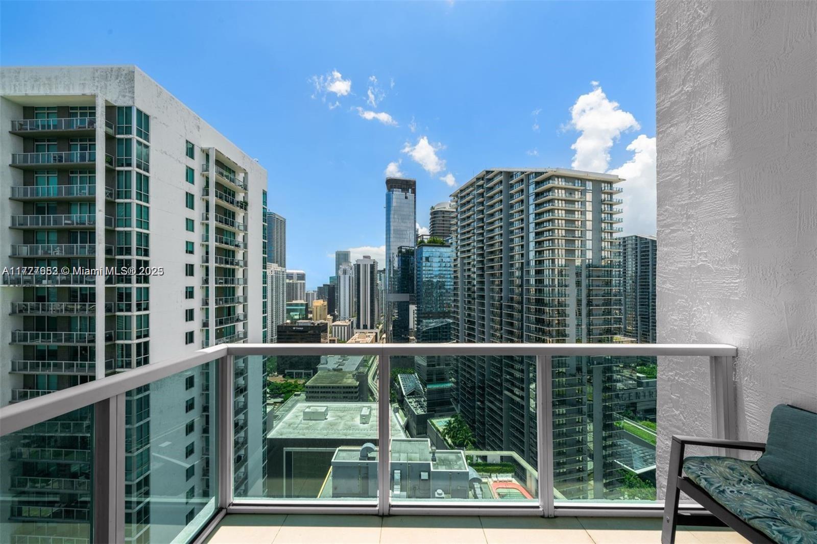 41 Southeast 5th Street, Unit 2206 Miami, FL 33131 - Photo 27 of 57