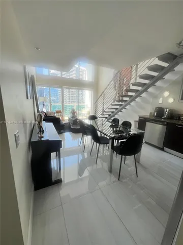 $3,300 | 41 Southeast 5th Street, Unit 2206, Miami, FL 33131