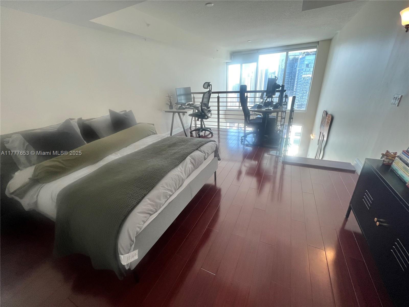 41 Southeast 5th Street, Unit 2206 Miami, FL 33131 - Photo 48 of 57