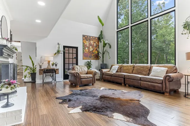 $1,286,000 | 106 Riverbank Court, Moore, SC 29369