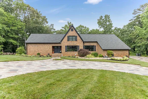 $1,288,500 | 106 Riverbank Court, Moore, SC 29369