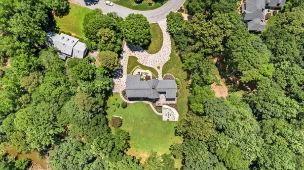 $1,288,500 | 106 Riverbank Court, Moore, SC 29369