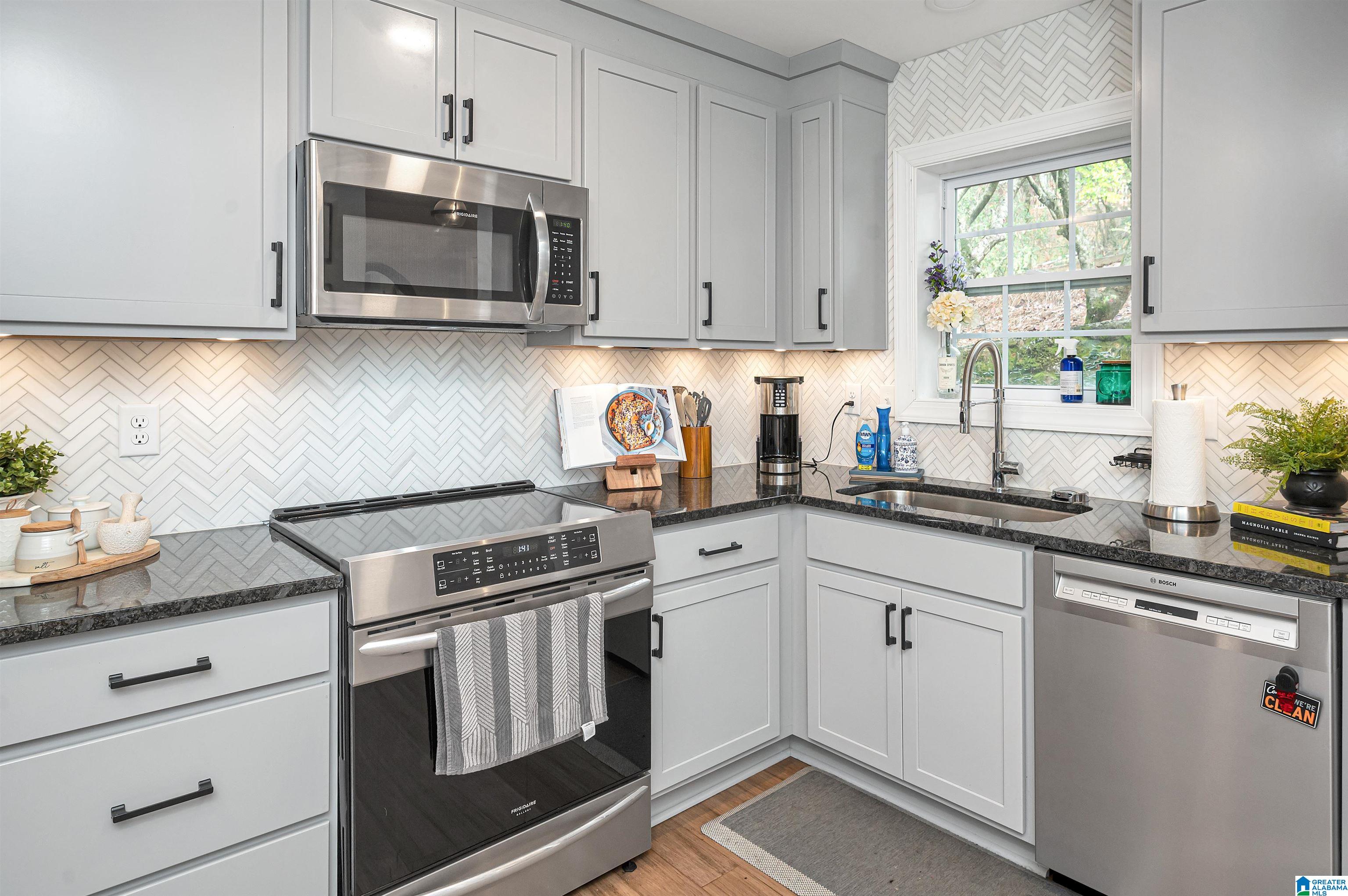 1338 34th Street South, Unit B Birmingham, AL 35205 - Photo 7 of 45