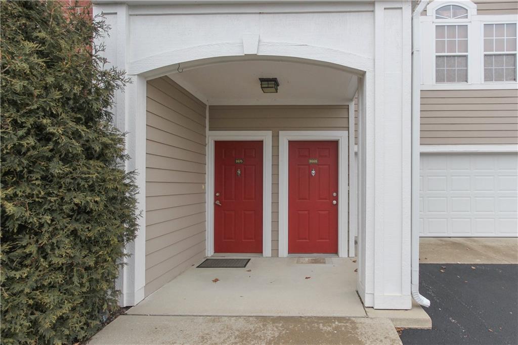 9669 Rialto Trail Carmel, IN 46280 - Photo 2 of 20 Gallery Image 2