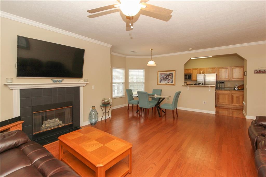 9669 Rialto Trail Carmel, IN 46280 - Photo 5 of 20 Gallery Image 5