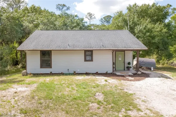 $310,000 | 1063 Debbie Lane, LaBelle, FL 33935