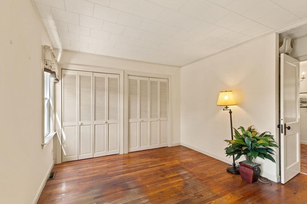 162 Gregory Island Road Hamilton, MA 01982 - Photo 15 of 26 Gallery Image 15