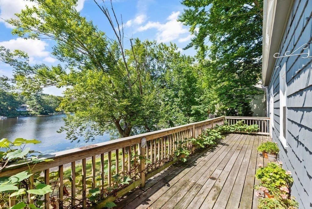 162 Gregory Island Road Hamilton, MA 01982 - Photo 22 of 26 Gallery Image 22