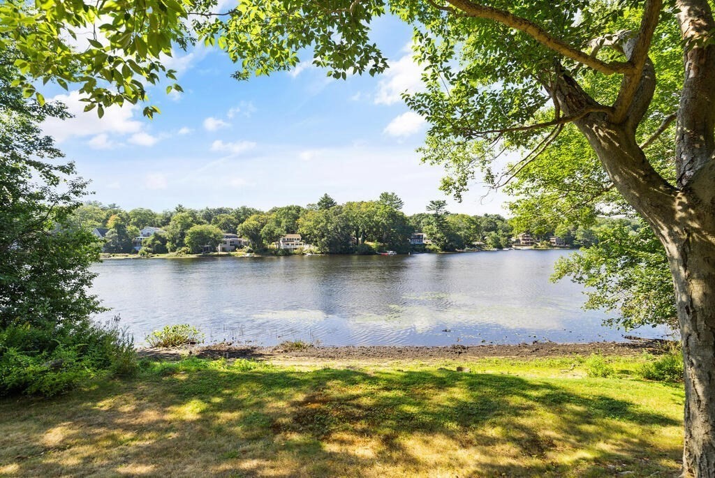 162 Gregory Island Road Hamilton, MA 01982 - Photo 26 of 26 Gallery Image 26