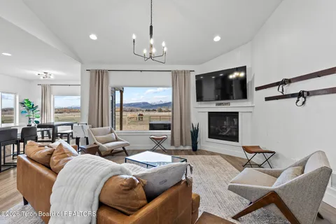 $1,350,000 | 1449 Buckskin Loop, Victor, ID 83455