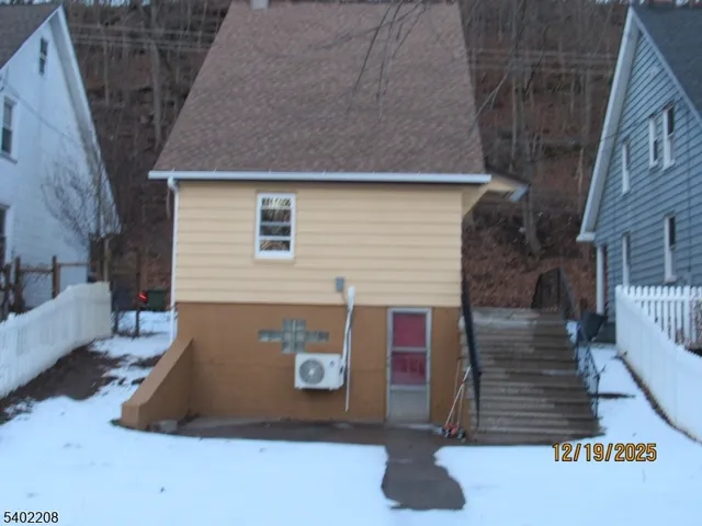 $2,496 | 552 Milford Frenchtown Road, Milford, NJ 08848