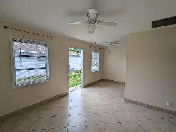 $1,550 | 1021 Selkirk Street, Unit B, West Palm Beach, FL 33405