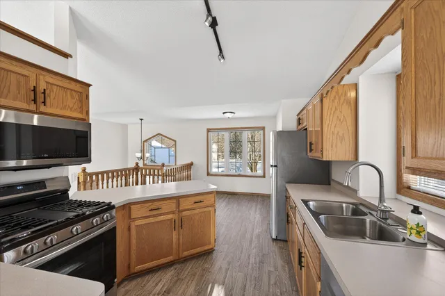 $375,000 | 11086 196th Lane Northwest, Elk River, MN 55330