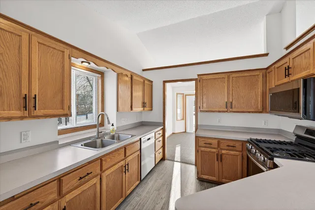 $375,000 | 11086 196th Lane Northwest, Elk River, MN 55330