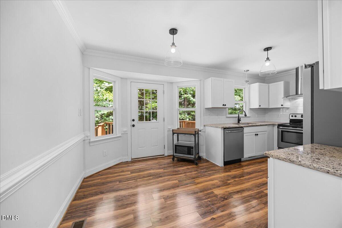 4404 Lancashire Drive Raleigh, NC 27613 - Photo 13 of 37 10-2A1A1876