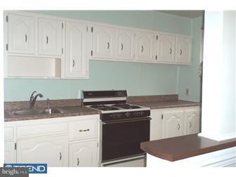 114 Rhodes Avenue Collingdale, PA 19023 - Photo 5 of 11 Kitchen