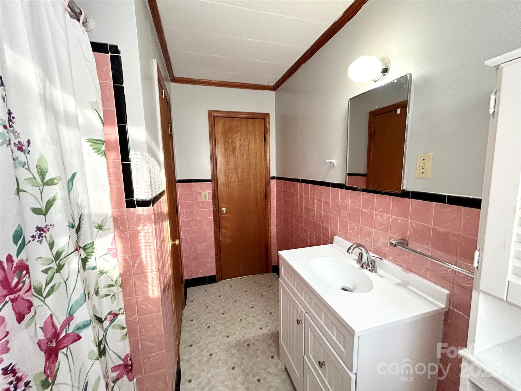 494 Chase High Road Forest City, NC 28043 - Photo 14 of 20 Gallery Image 14