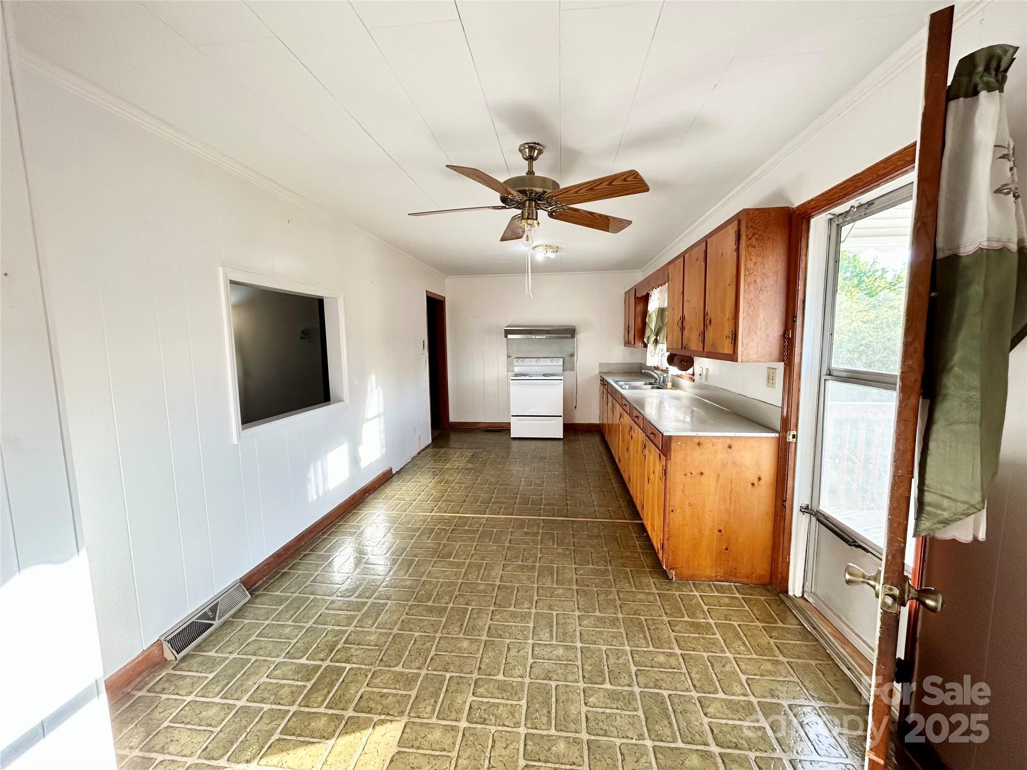 494 Chase High Road Forest City, NC 28043 - Photo 6 of 20 Gallery Image 6