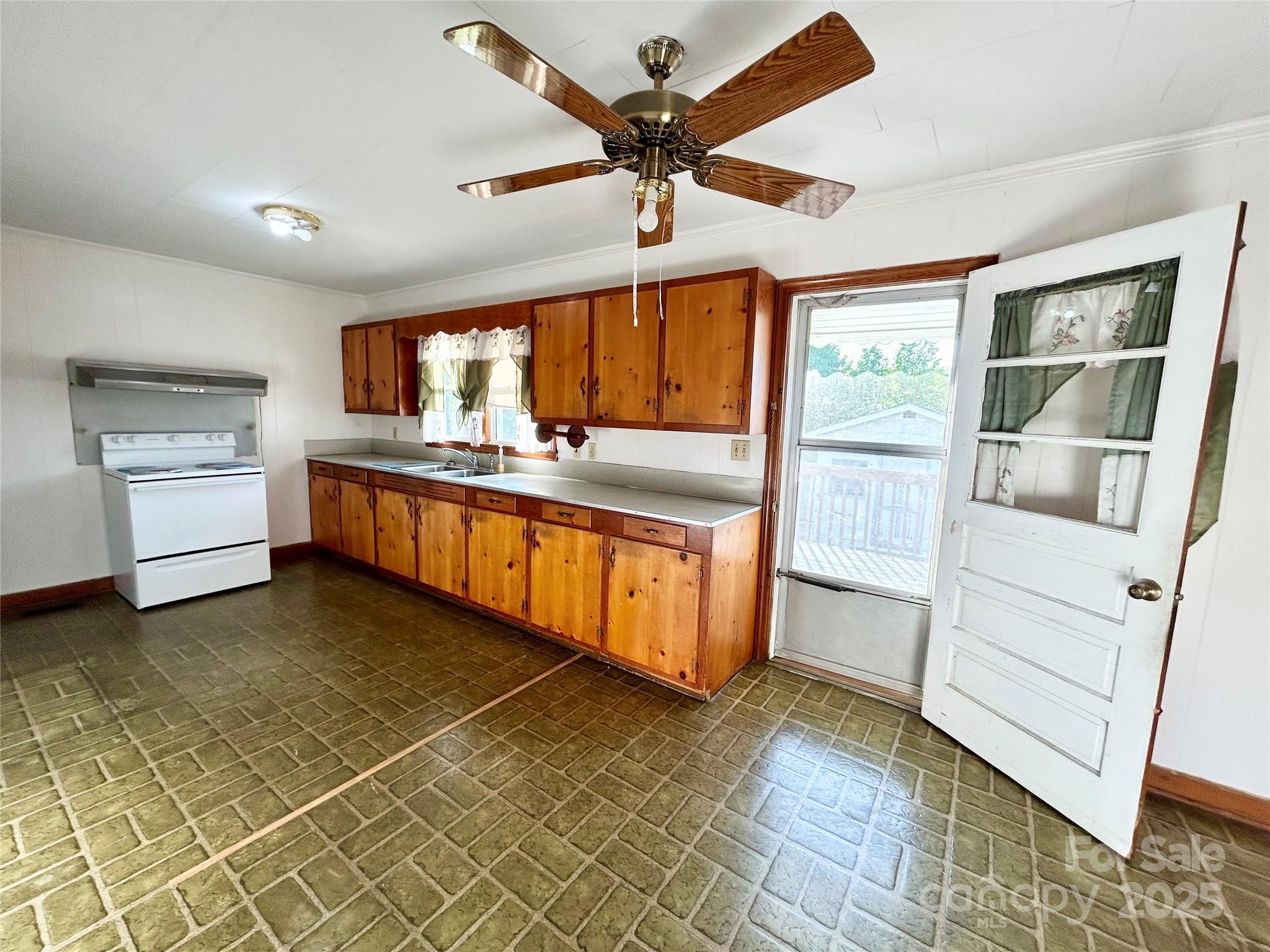 494 Chase High Road Forest City, NC 28043 - Photo 7 of 20 Gallery Image 7