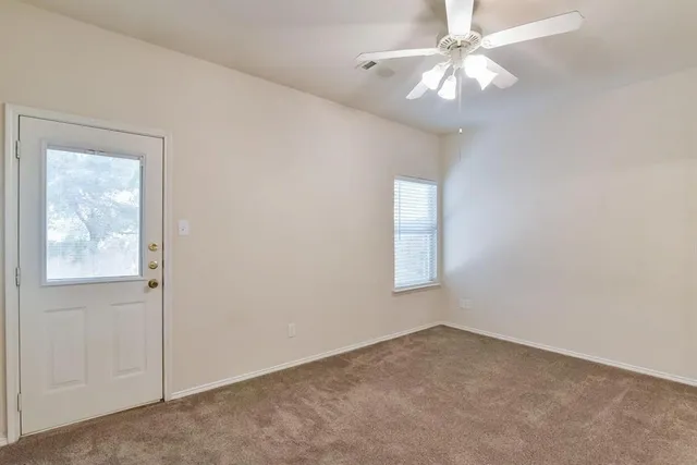 $1,600 | 1408 Melanie Trail, Midlothian, TX 76065