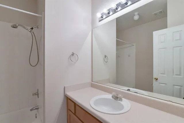 $1,600 | 1408 Melanie Trail, Midlothian, TX 76065