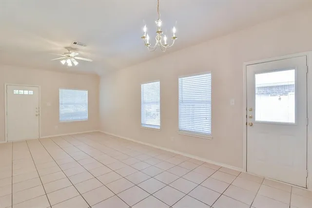 $1,600 | 1408 Melanie Trail, Midlothian, TX 76065