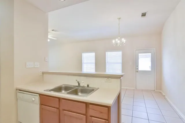 $1,600 | 1408 Melanie Trail, Midlothian, TX 76065