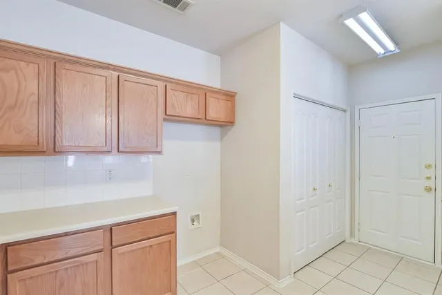 $1,600 | 1408 Melanie Trail, Midlothian, TX 76065