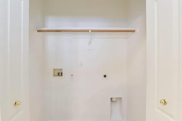 $1,600 | 1408 Melanie Trail, Midlothian, TX 76065