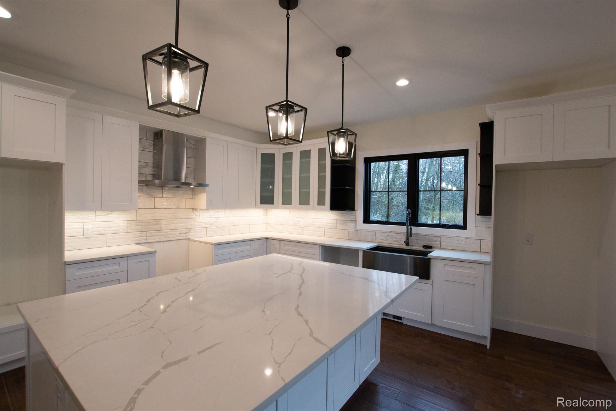 2605 North Hughes Road Howell, MI 48855 - Photo 14 of 33 Gallery Image 14