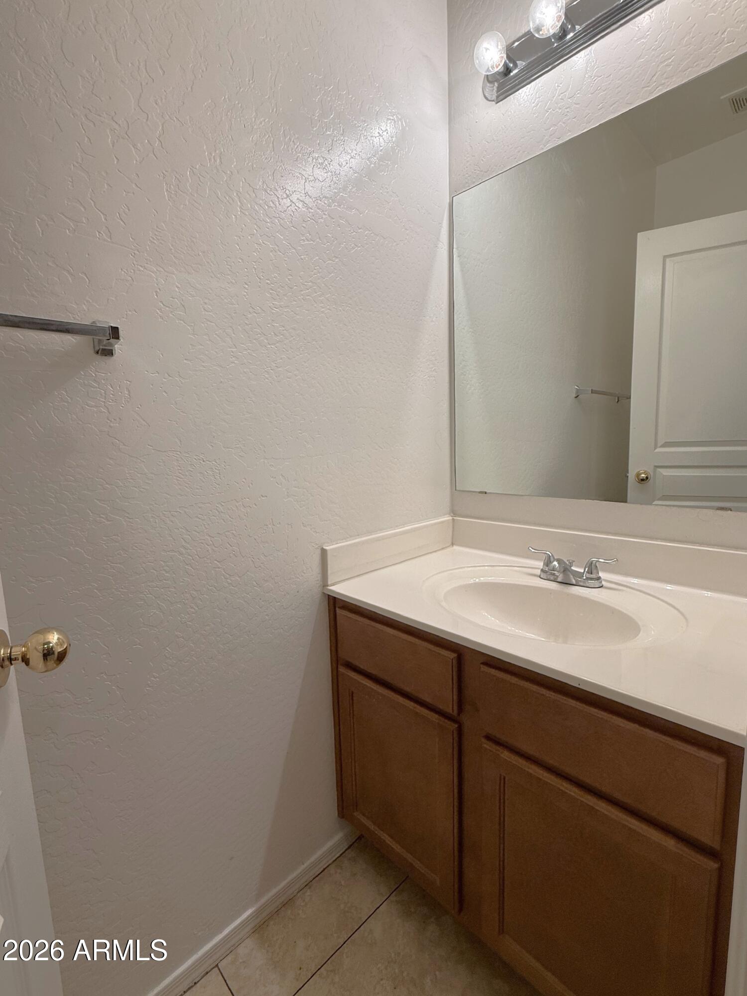 451 South Hawes Road, Unit 33 Mesa, AZ 85208 - Photo 6 of 22 Photo May 22 2026, 2 46 20 PM
