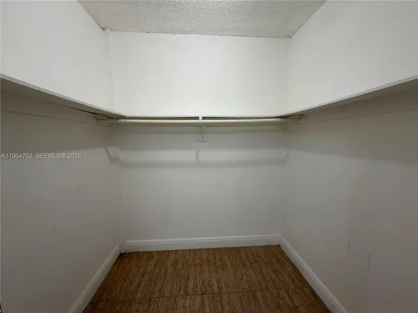 $1,700 | 13685 Northeast 10th Avenue, Unit 304, North Miami, FL 33161