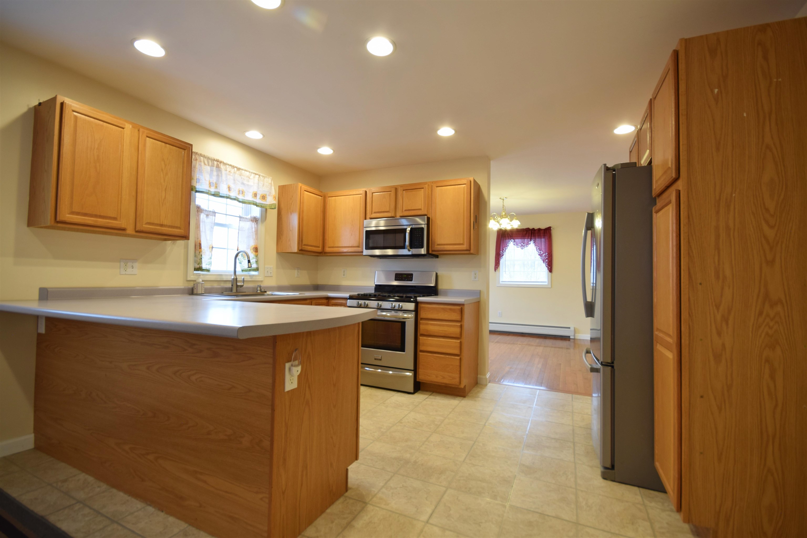 11 Steeplechase Lane Milton, VT 05468 - Photo 2 of 32