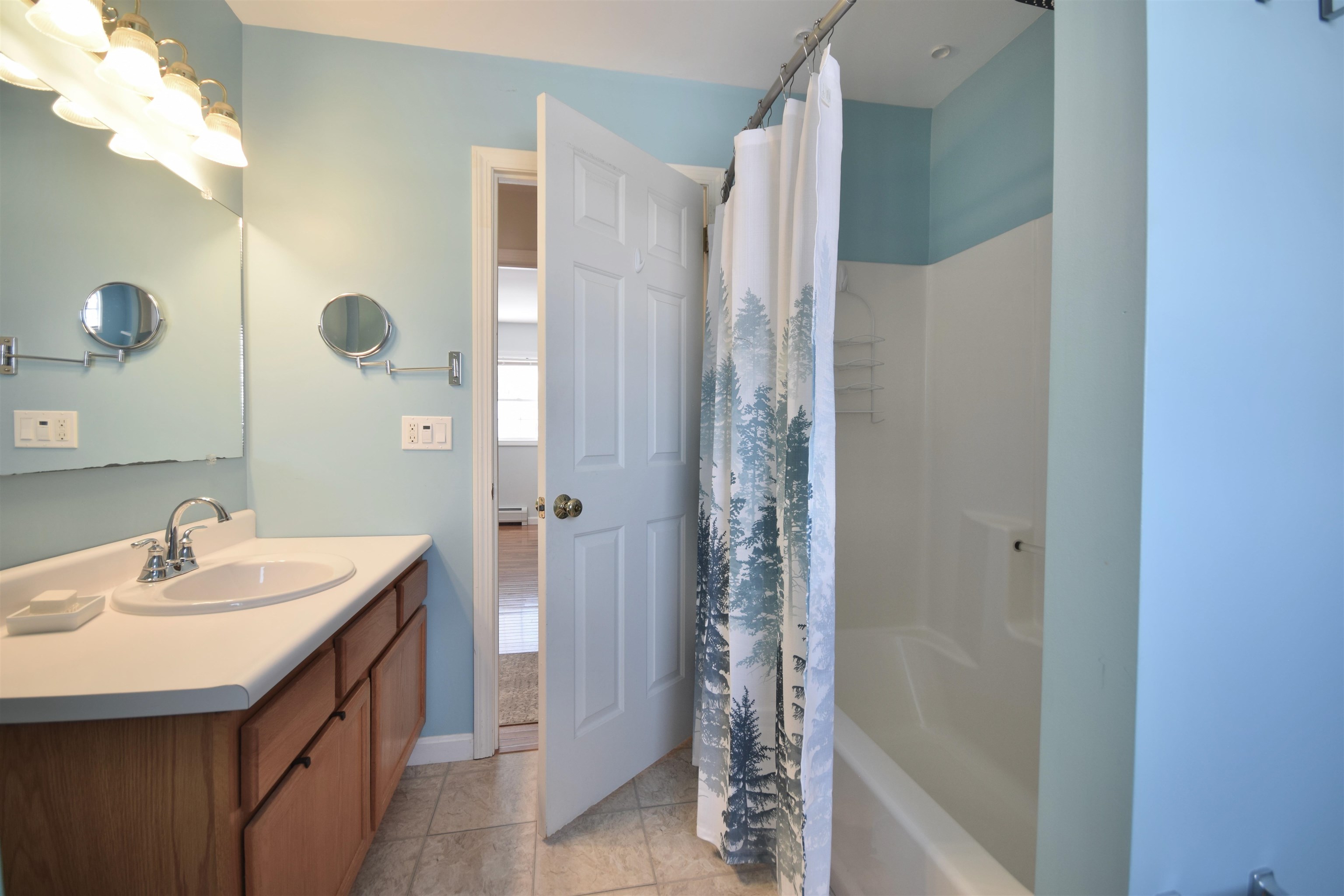 11 Steeplechase Lane Milton, VT 05468 - Photo 24 of 32